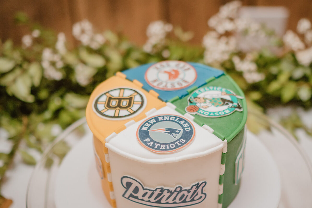 cake with boston sports teams